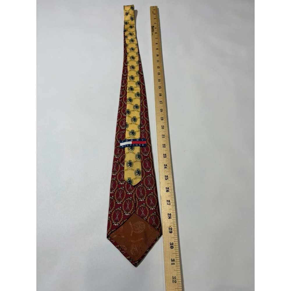 Tommy Hilfiger Silk Tie Burgundy Golf Club Crest Pattern Italian Silk - Picture 4 of 5